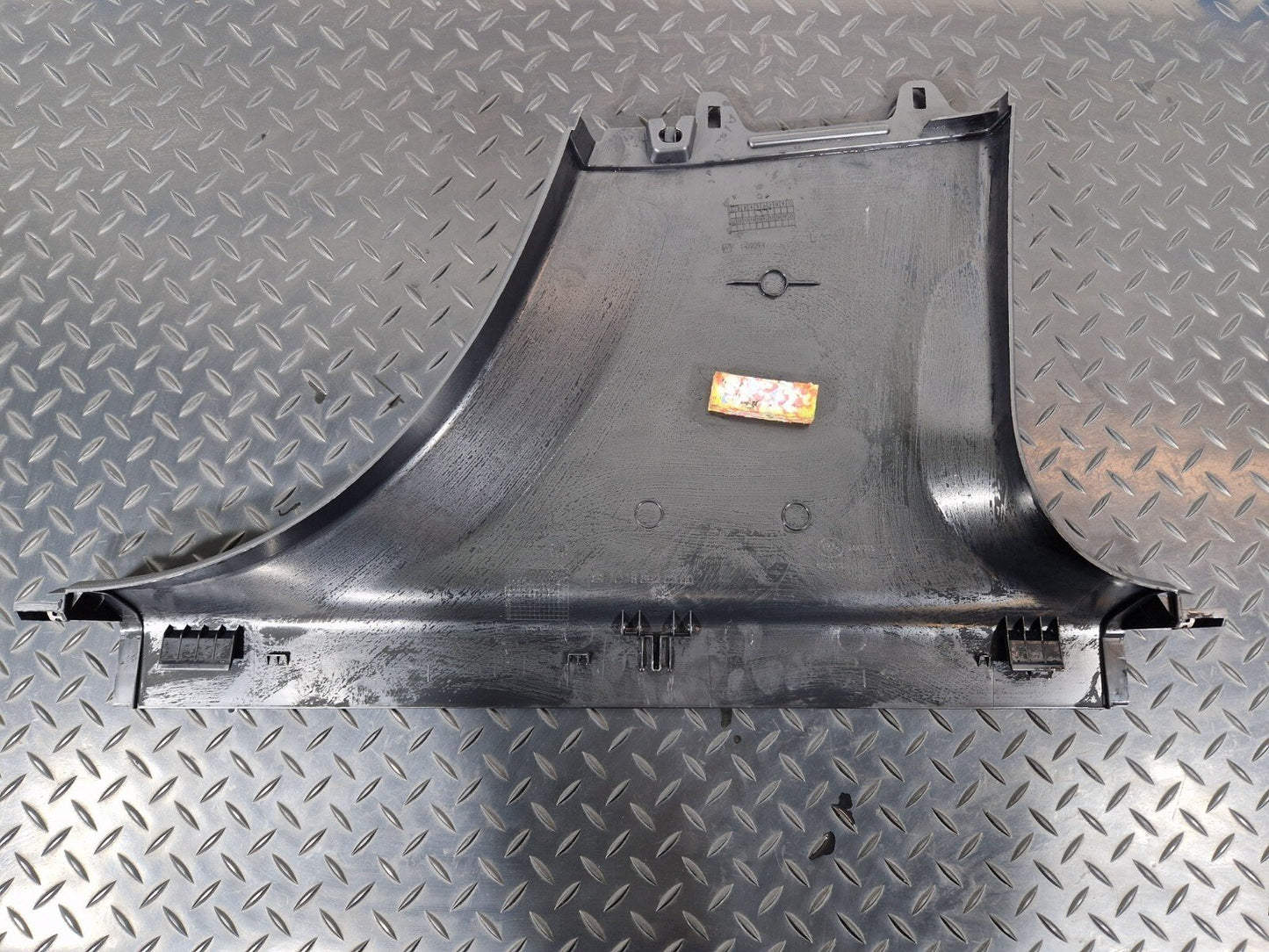 19-ON MERCEDES BENZ CLA C118 GENUINE LEFT SIDE B PILLAR TRIM COVER A1186920300