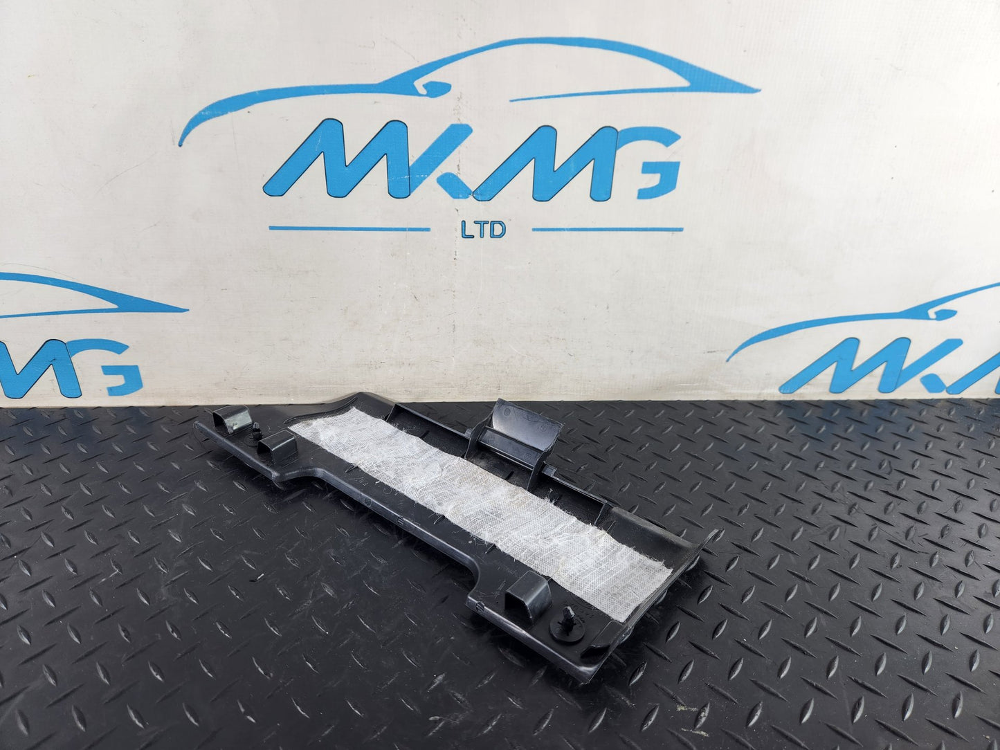 Land Rover Range Rover Evoque L551 Fuse Panel Cover Trim K8D2-14A076-FA-FB