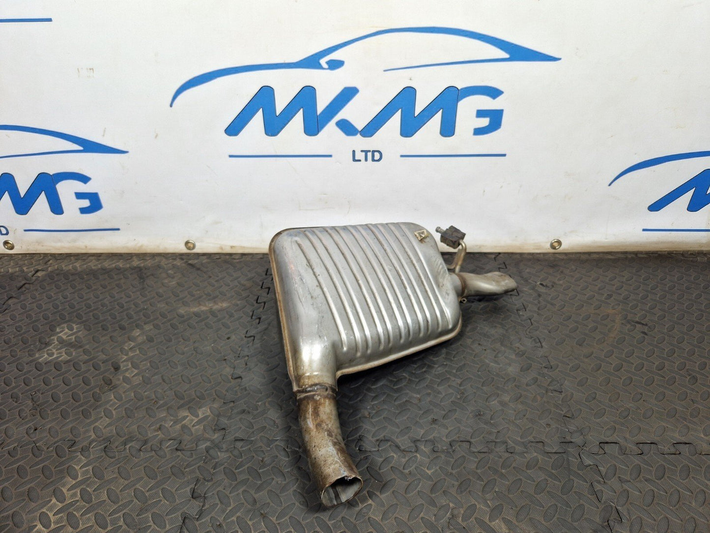 MERCEDES E CLASS W212 CLS W218 REAR EXHAUST SILENCER RIGHT A2124910100