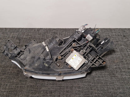 Mitsubishi Outlander PHEV MK3 (RE1) (GG2W) SUV Front Right Headlight 8301C2-06