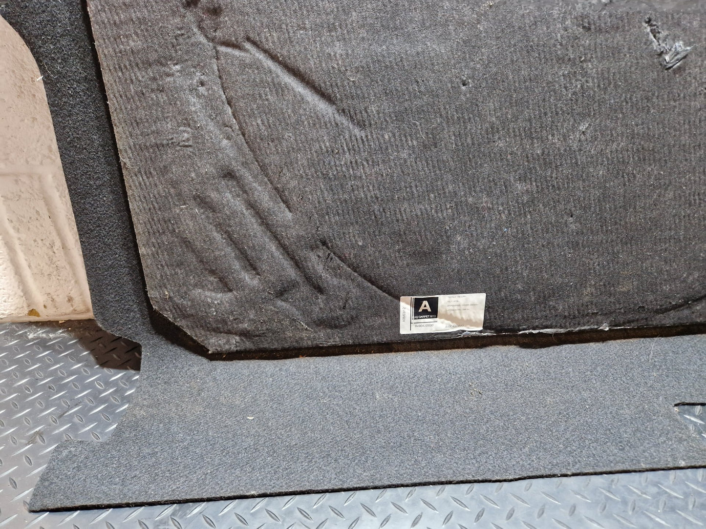 Nissan Qashqai MK1 FL (J10) SUV Genuine Boot Floor Carpet Liner 84904JD000