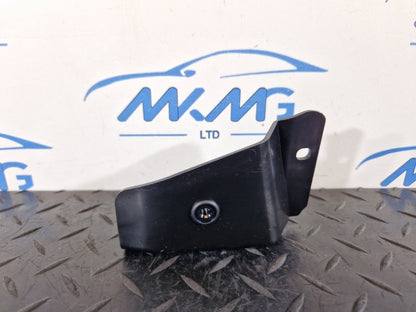 19-ON RANGE ROVER EVOQUE L551 TAILGATE CATCH TRIM K8D2402A52AA