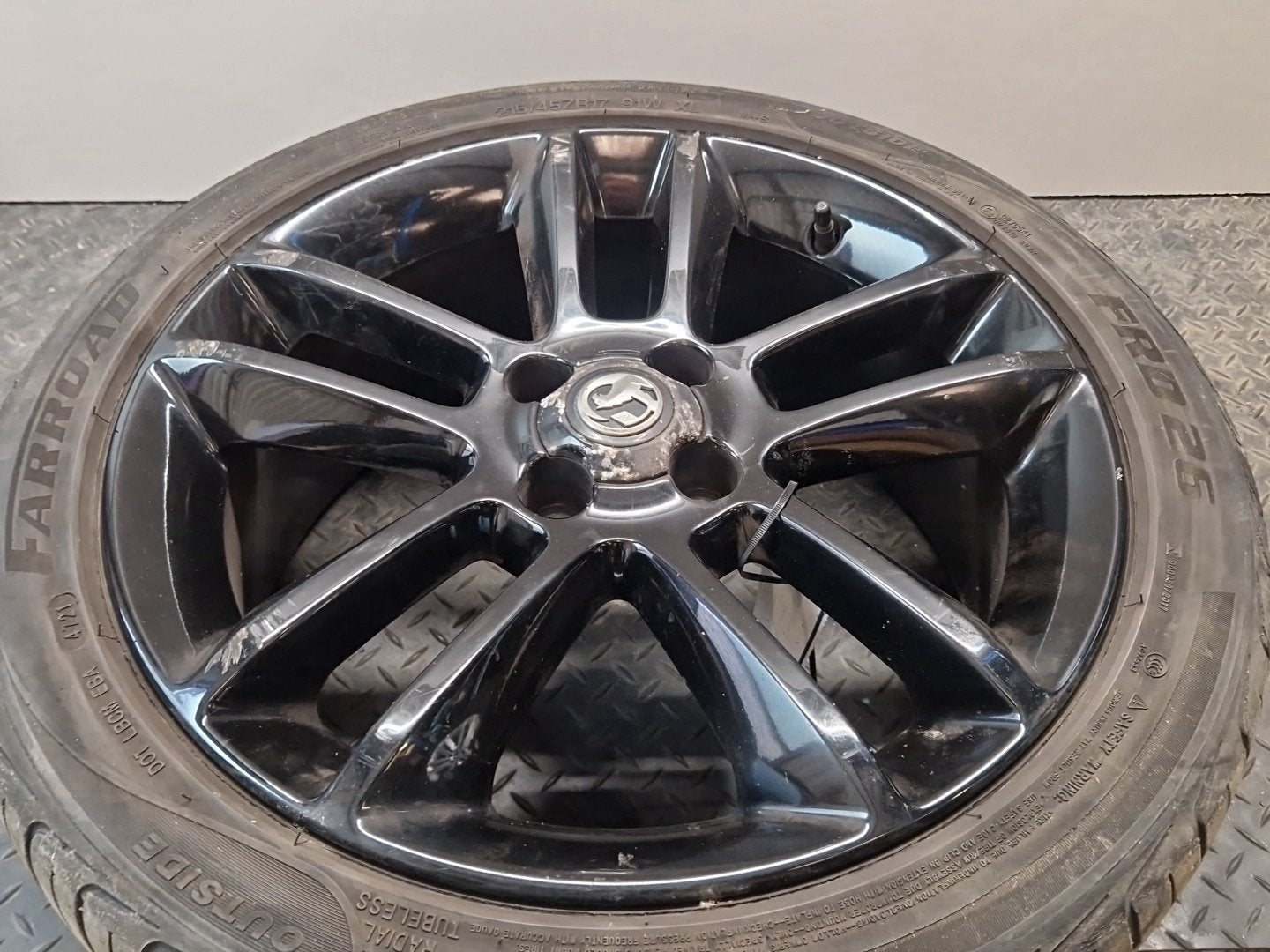 Vauxhall Corsa MK3 (D) (4400) 17" Alloy Wheel with Tyre 215/45/17 ~3mm 9272760