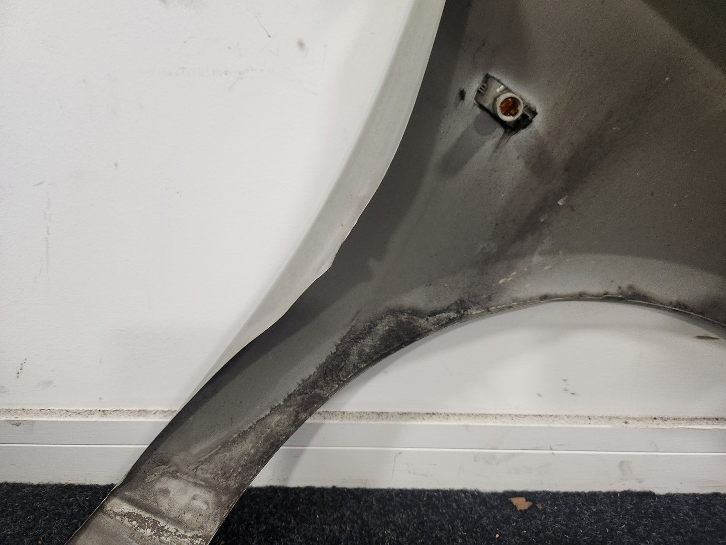 Vauxhall Corsa MK4 Hatchback Front Left Wing Fender Panel in Switchblade Silver