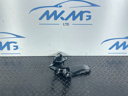 16-23 AUDI A5 F5 SPORTBACK S-LINE LEFT D-PILLAR TRIM BRACKET 8W8867729A