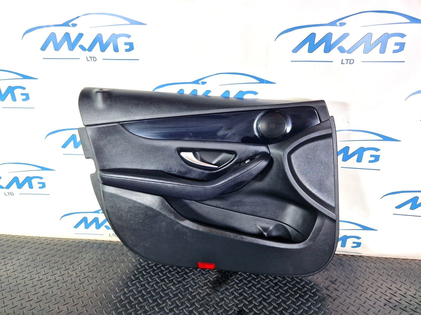 14-21 MERCEDES BENZ C200 W205 FRONT PASSENGER SIDE DOOR CARD BLACK LEATHER