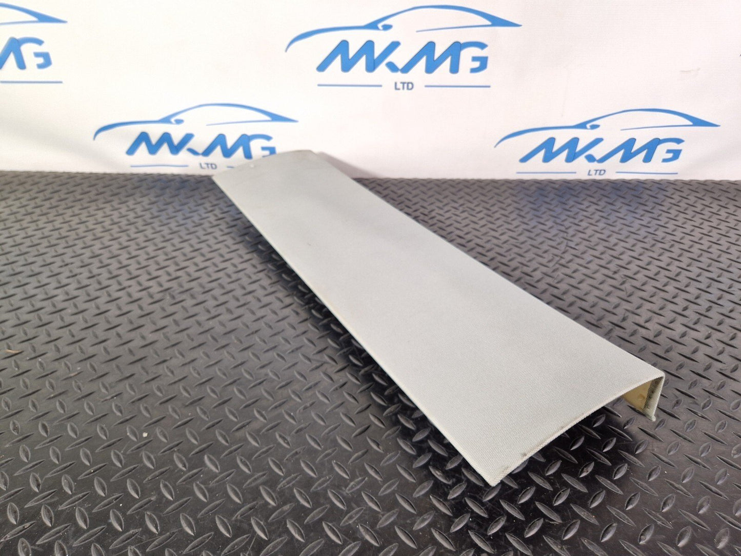 12-18 AUDI A6 C7 GENUINE REAR ROOF TRIM 4G9867839