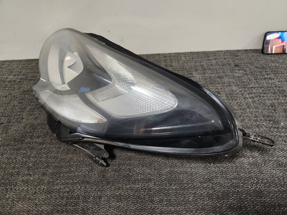 Vauxhall Corsa MK4 (E) (4500) Hatchback Front Left Headlight 13381345 *Damaged*