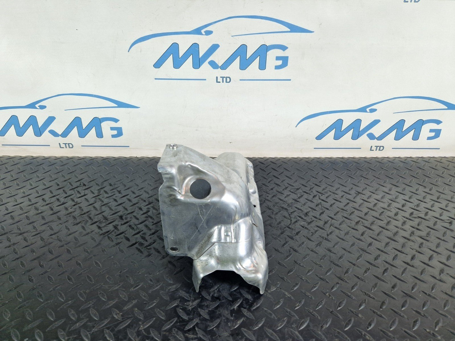 19-ON RANGE ROVER EVOQUE L551 EXHAUST MANIFOLD HEAT SHIELD M4D3-9A462-CA