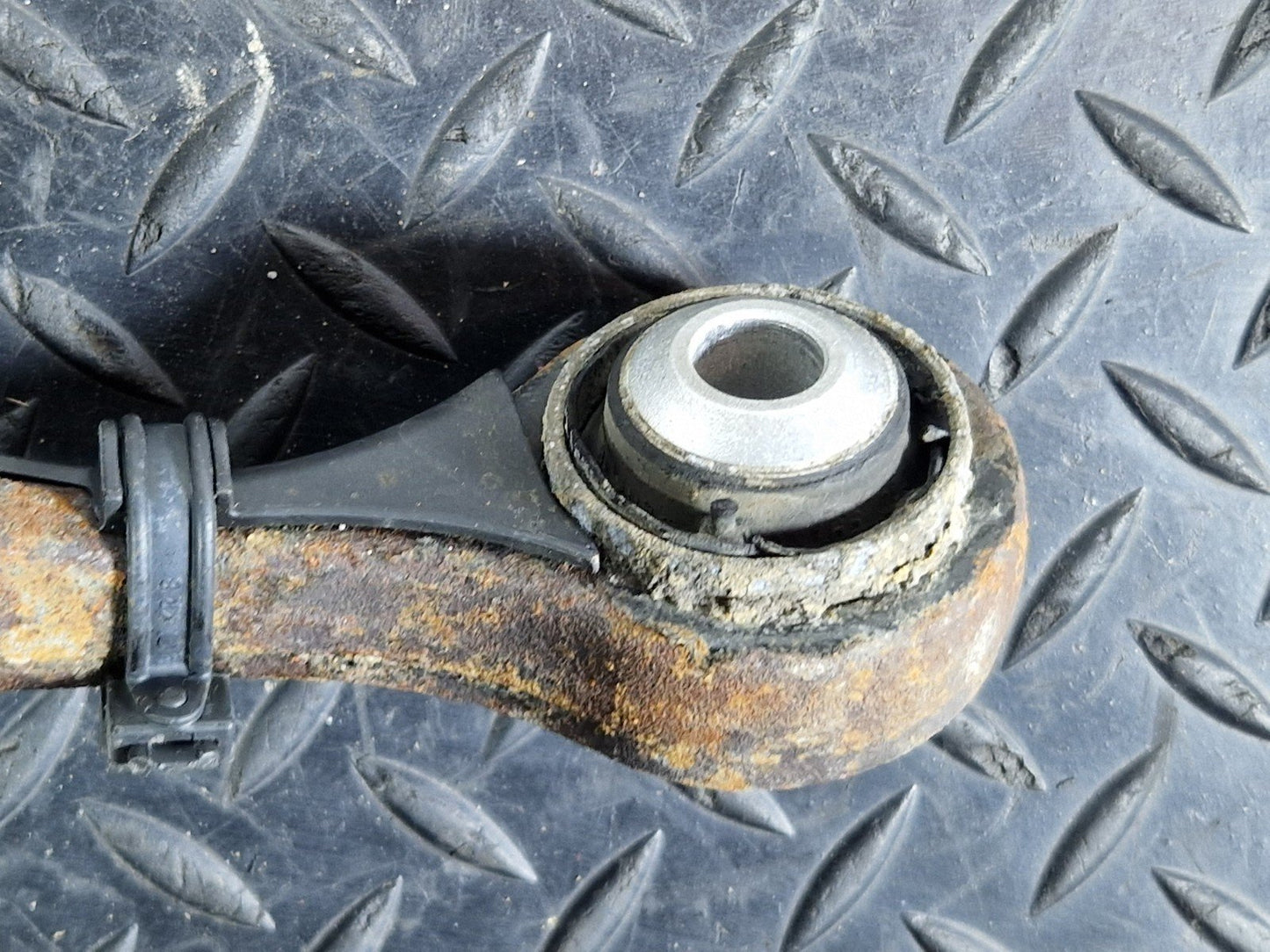 16-19 MERCEDES BENZ GLE W166 GENUINE REAR RIGHT CONTROL ARM A1664230823