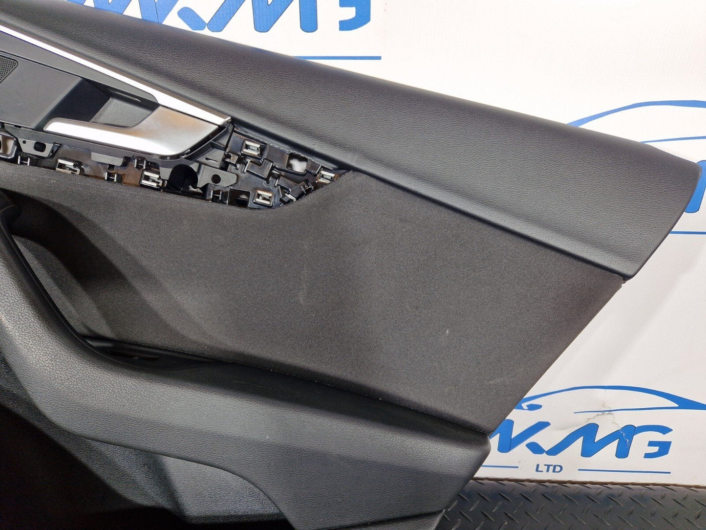 16-19AUDI A4 B9 AVANT/ESTATE GENUINE REAR DRIVER SIDE FABRIC DOOR CARD 8w0867488