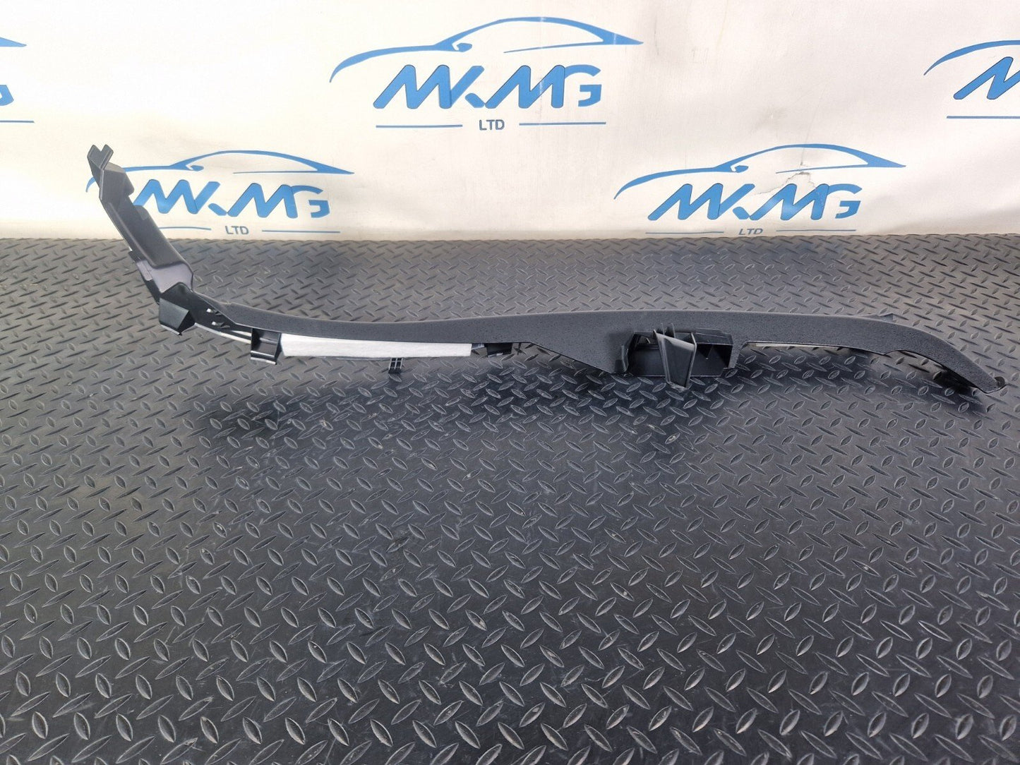 14-21 MERCEDES C200 W205 GENUINE C-PILLAR TRIM REAR RIGHT A2056903305