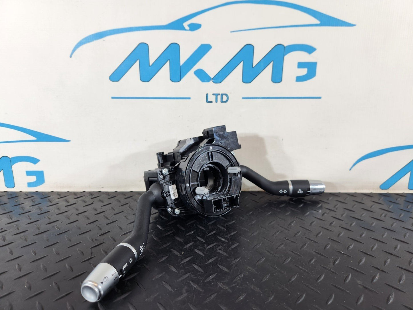 19-ON RANGE ROVER EVOQUE L551 GENUINE STEERING COLUMN STALK L8B2-13N064-BC