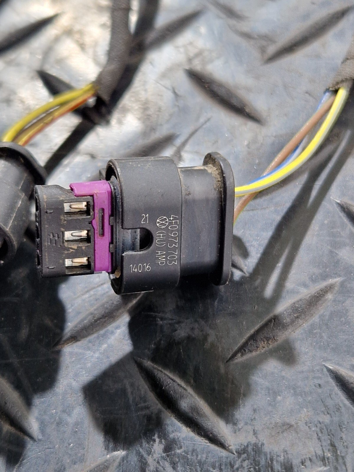 16-19 AUDI A4 B9 REAR PDC PARKING SENSOR WIRING LOOM 8W9971104A