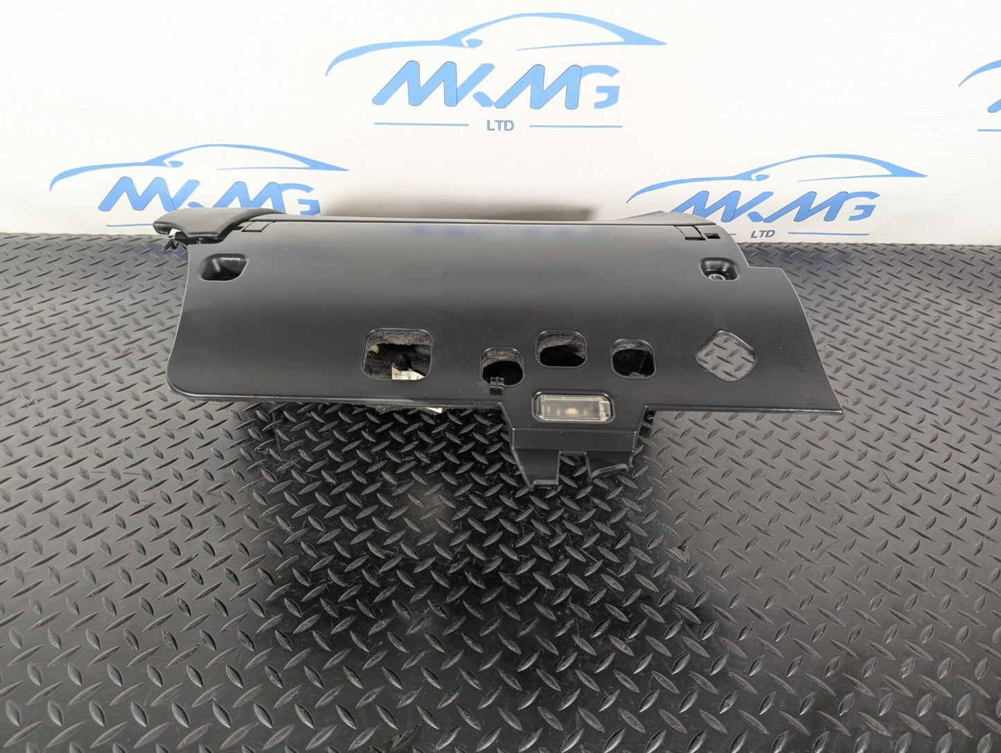 10-17 AUDI A8 4H GLOVE BOX STORAGE BOX IN BLACK 4H2857095