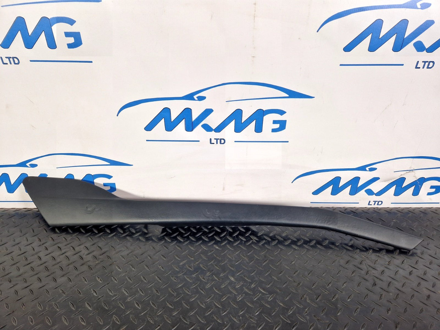 2019-ON LAND ROVER DISCOVERY L550 O/S CENTRE CONSOLE LEATHER TRIM LK72-044E05-B