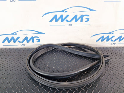 11-19 MERCEDES BENZ ML W166 GENUINE ENGINE BONNET HOOD GASKET SEAL