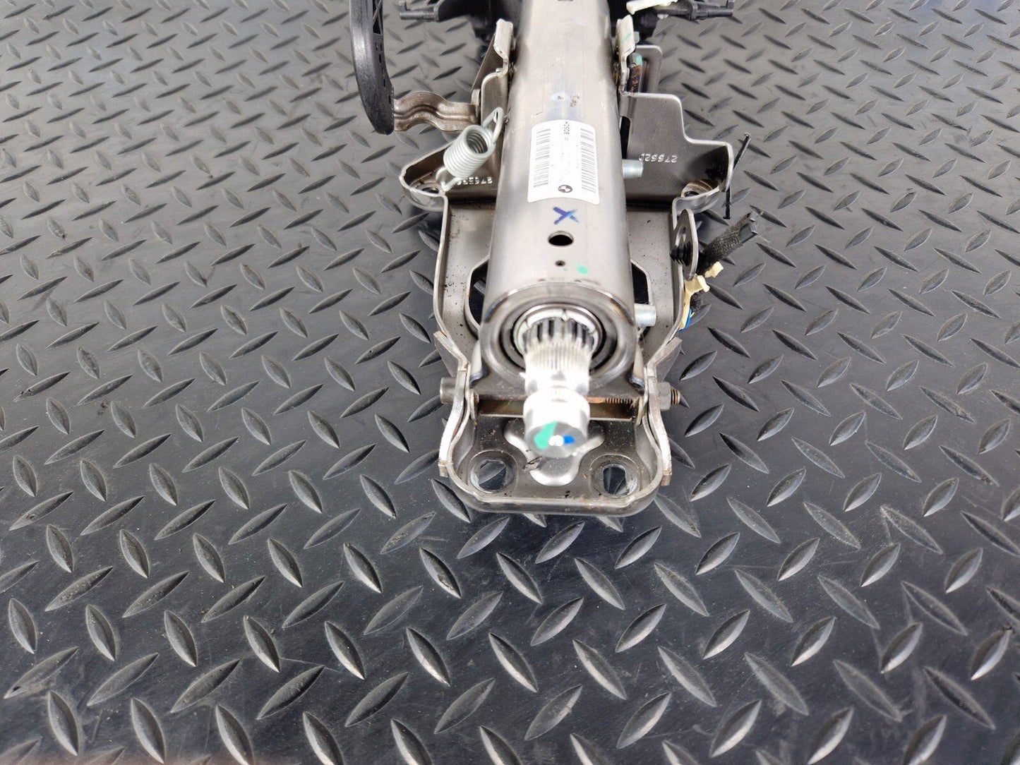 BMW Unknown Part Type 6864826