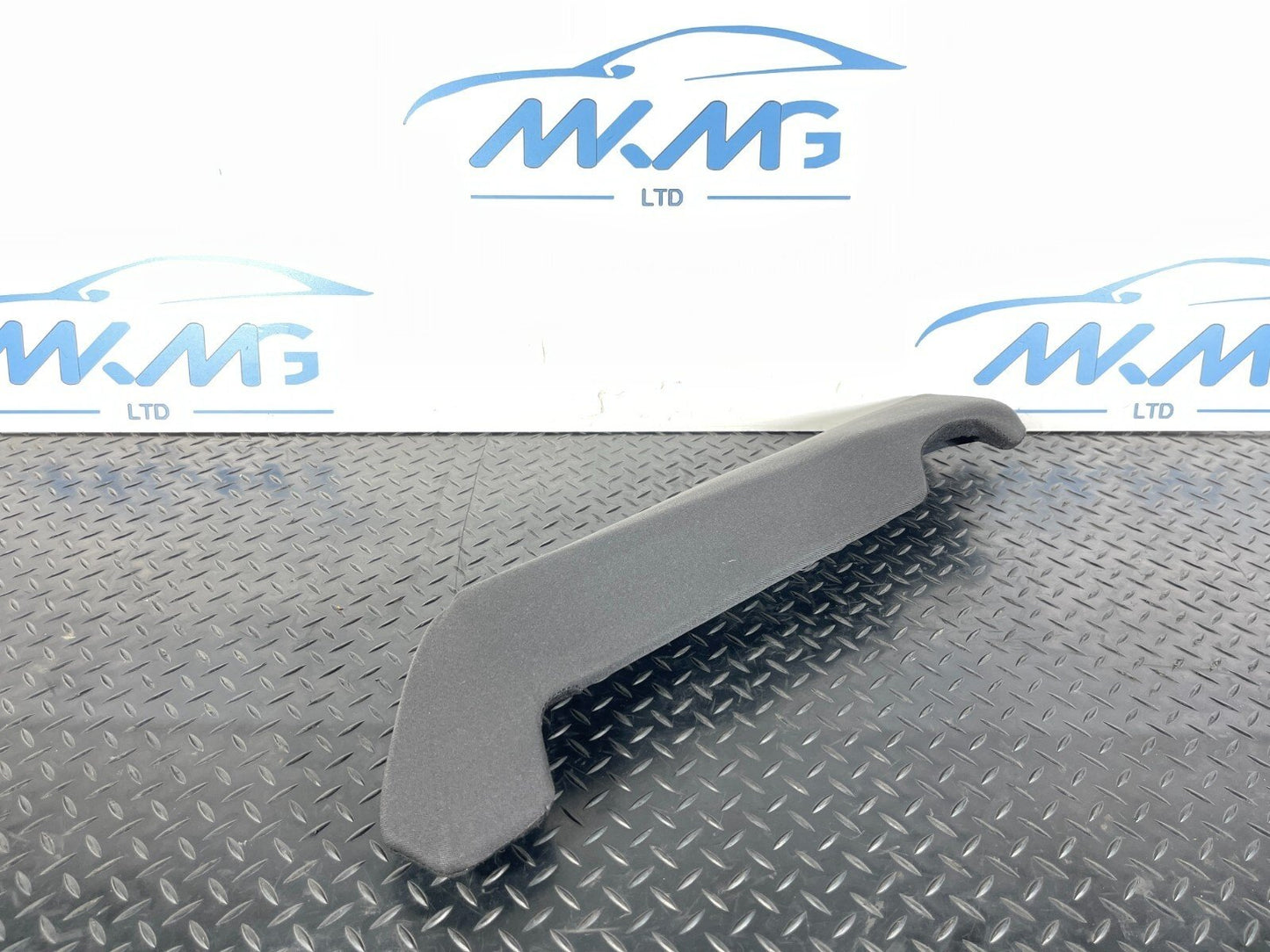 16-19 AUDI A4 B9 ESTATE GENUINE REAR LEFT PASSENGER SIDE CLOTH BOLSTER 8W0885703