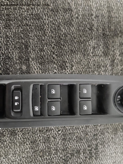 Vauxhall Mokka MK1 (G1U0) SUV Front Right Side Window Switch 95025521-600R