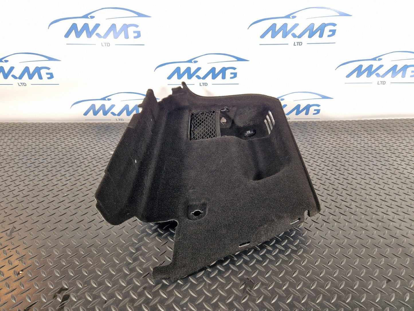 19-ON MERCEDES BENZ B CLASS W247 REAR LEFT BOOT LOAD COMPARTMENT PANEL TRIM