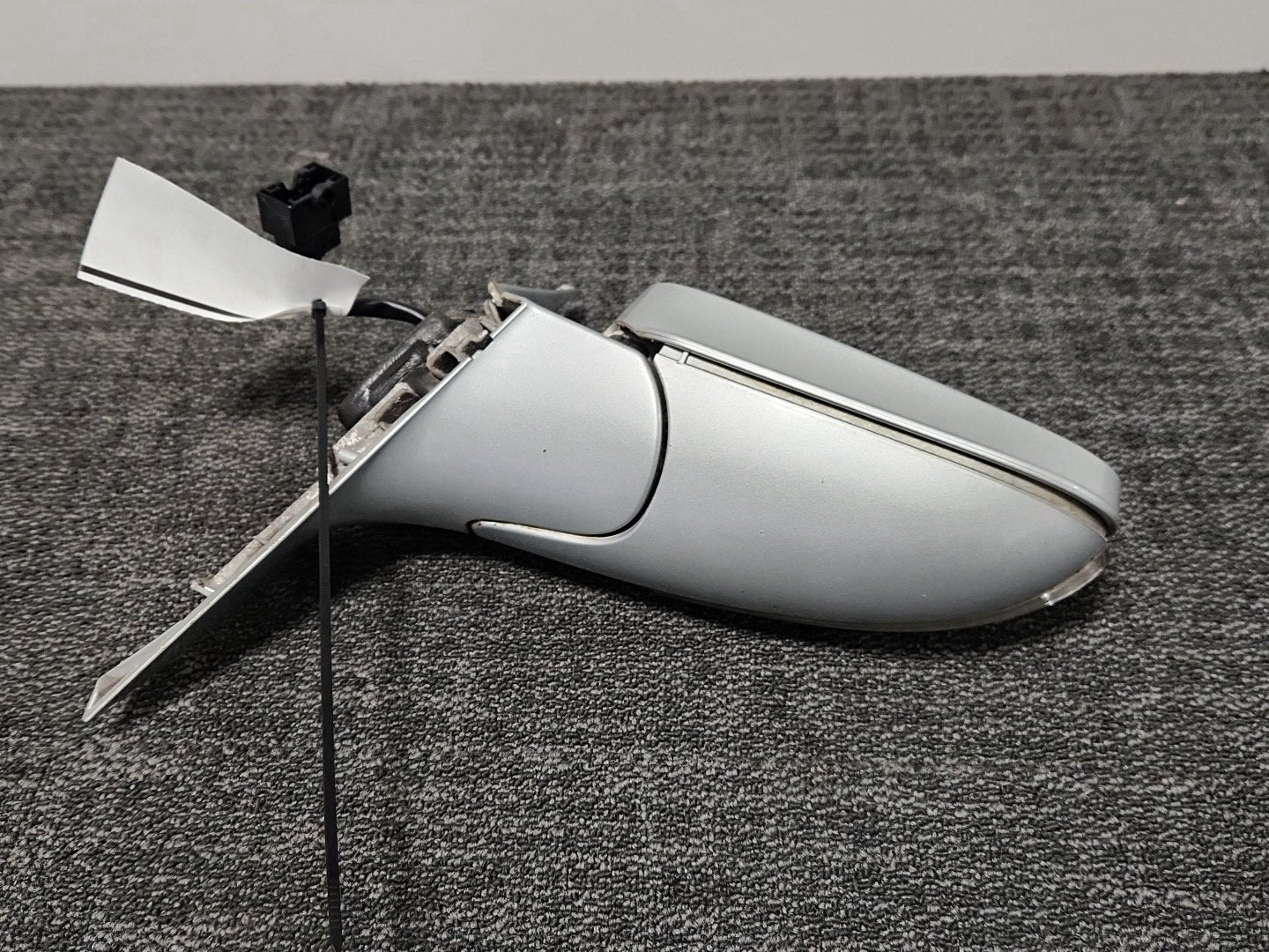 Mercedes-Benz CLK200 CLK-Class C209 Convertible Front Right Door Wing Mirror