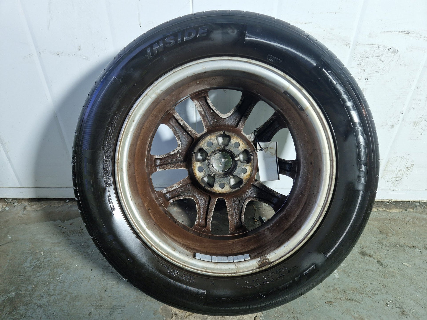Hyundai i30 MK1 (FD) 5" Alloy Wheel with Tyre 205/55/16 7mm