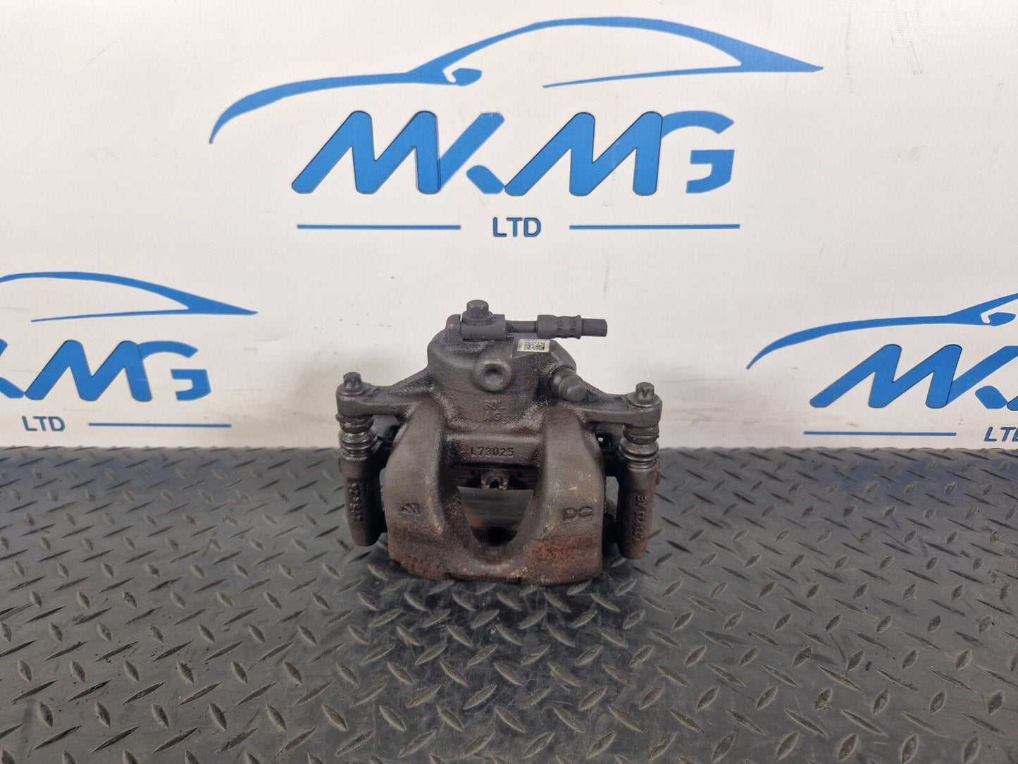 18-ON MERCEDES BENZ A CLASS W177 1.5 CDI SE FRONT LEFT BRAKE CALIPER A1774211900