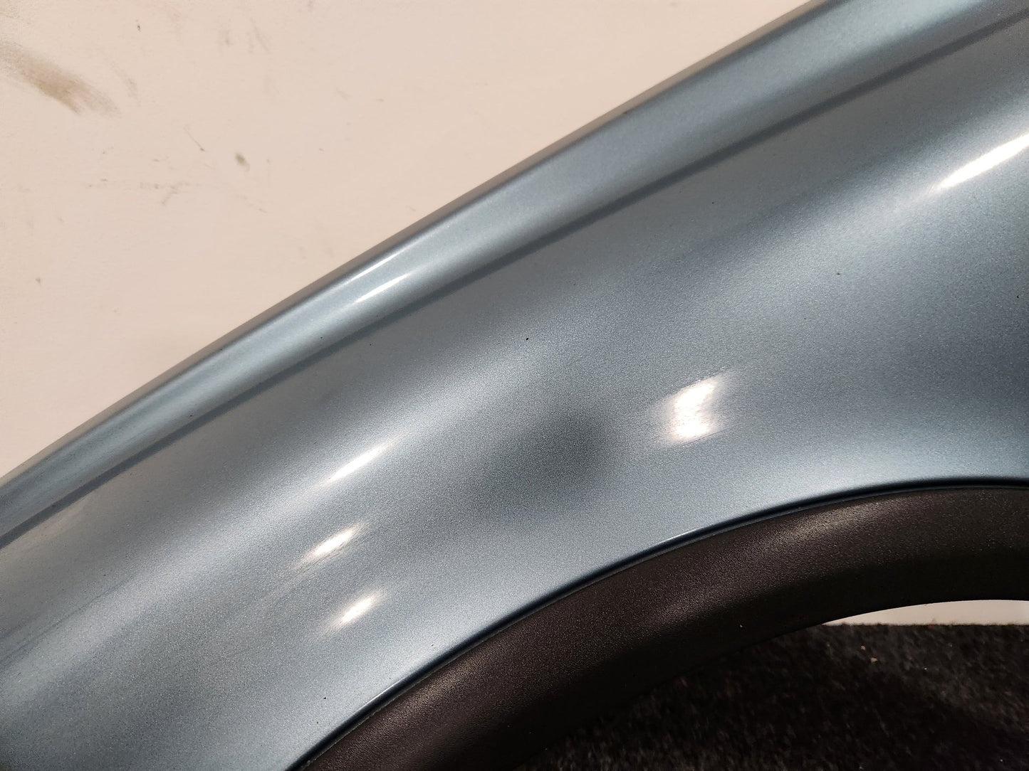 Volvo C30 MK1 (MK) Coupe Front Left N/S Passenger Wing Fender Panel in Blue