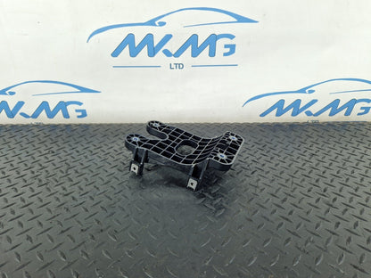 14-19 LAND ROVER L550 DISCOVERY SPORT CENTRE CONSOLE MOUNT BRACKET FK72048B38A