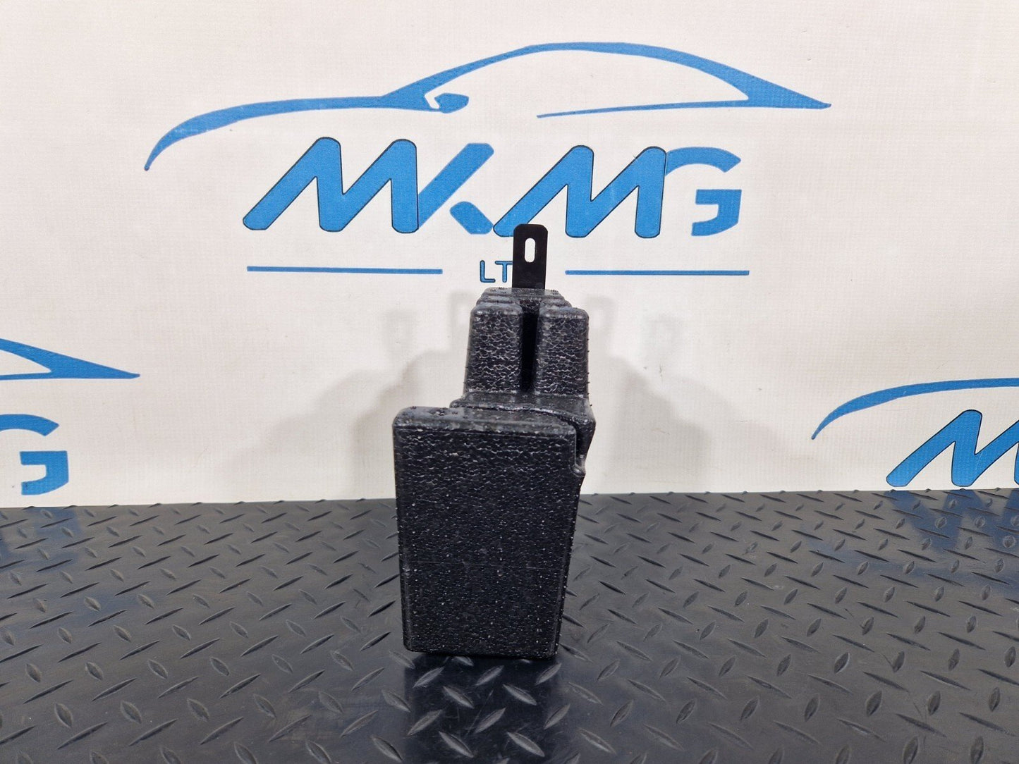 11-18 BMW 6 SERIES F06 BATTERY INSULATOR FOAM CRASH PAD 7607454