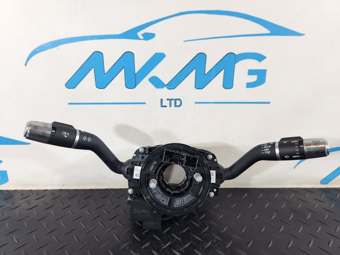 19-ON RANGE ROVER EVOQUE L551 GENUINE STEERING COLUMN STALK L8B2-13N064-BC