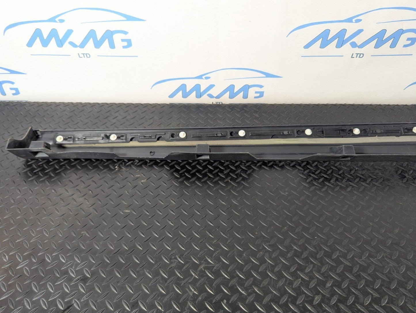14-19 LAND ROVER L550 DISCOVERY SPORT GENIUNE RIGHT SIDE SILL SKIRT PANEL T8369
