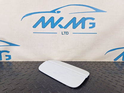16-19 AUDI A4 B9 GENUINE FUEL FILLER FLAP DOOR COVER IN WHITE LS9R 8W0809907