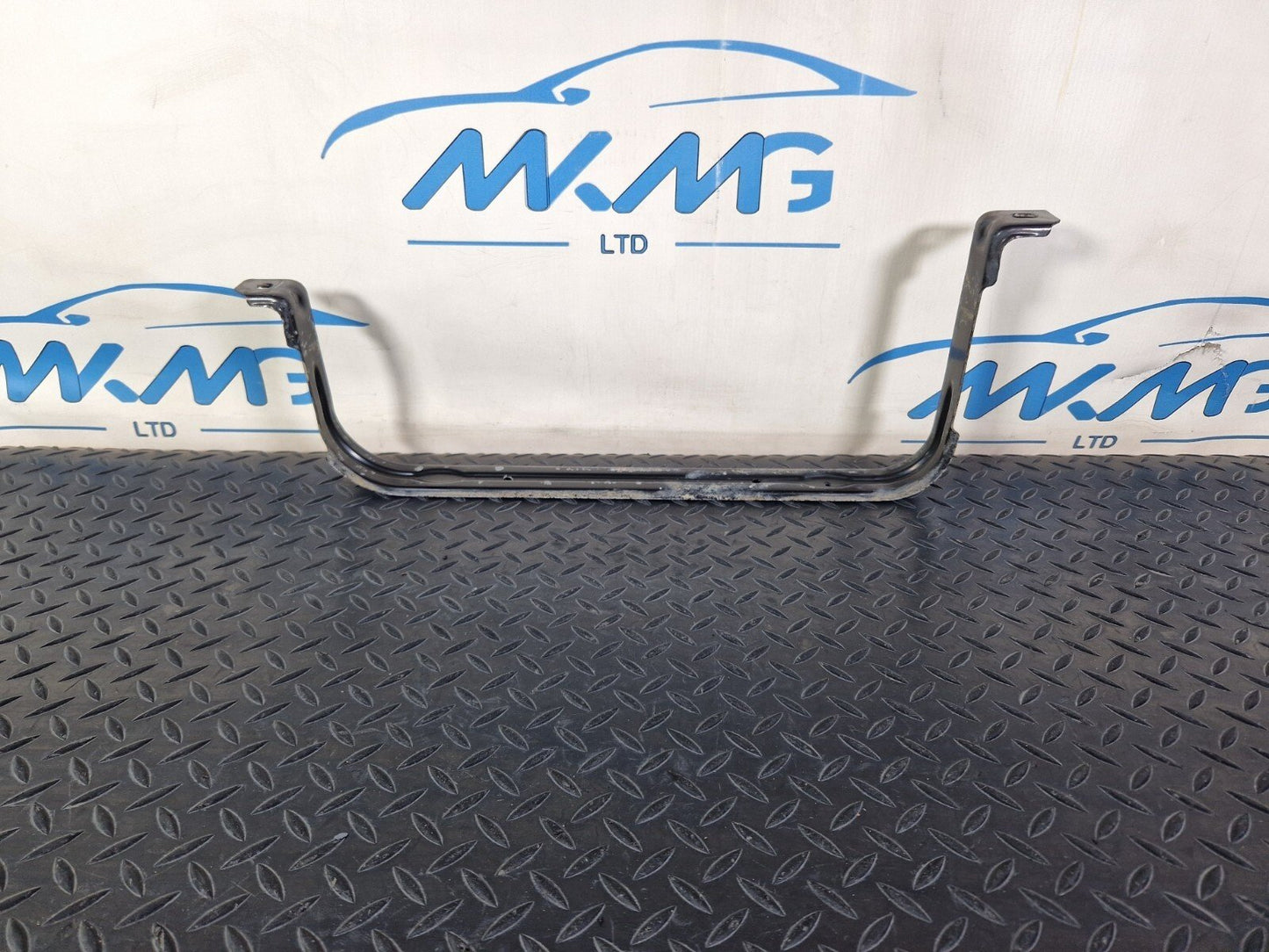 18-ON MERCEDES BENZ SPRINTER W907 FUEL TANK TENSIONER HOLDER STRAP A9074750000
