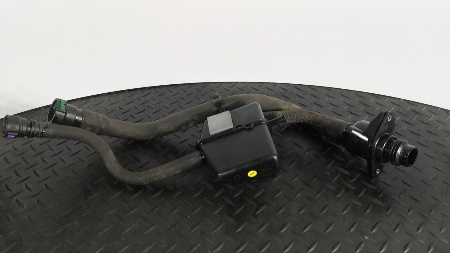 16-19 AUDI A4 B9 S-LINE GENUINE 2.0TDI ADBLUE TANK FILLING HOSES 8W0131963A
