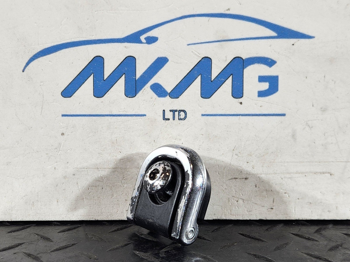 13-23 RANGE ROVER SPORT L494 BOOT COMPARTMENT FLOOR CARGO HOOK