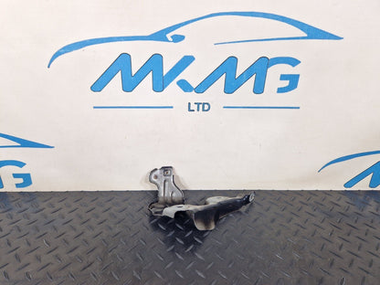 20-24 BMW 1 SERIES F40 GENUINE FRONT RIGHT FENDER MOUNT BRACKET 7450388