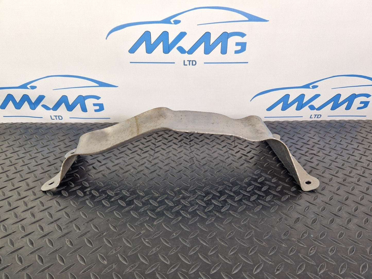 10-15 AUDI Q7 4L FUEL TANK UNDER SUPPORT  PLATE  GUARD 7L8201781