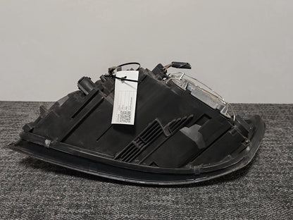 Volvo S40 MK2 (MS) Saloon Genuine Front Right O/S Driver Headlight 31265712