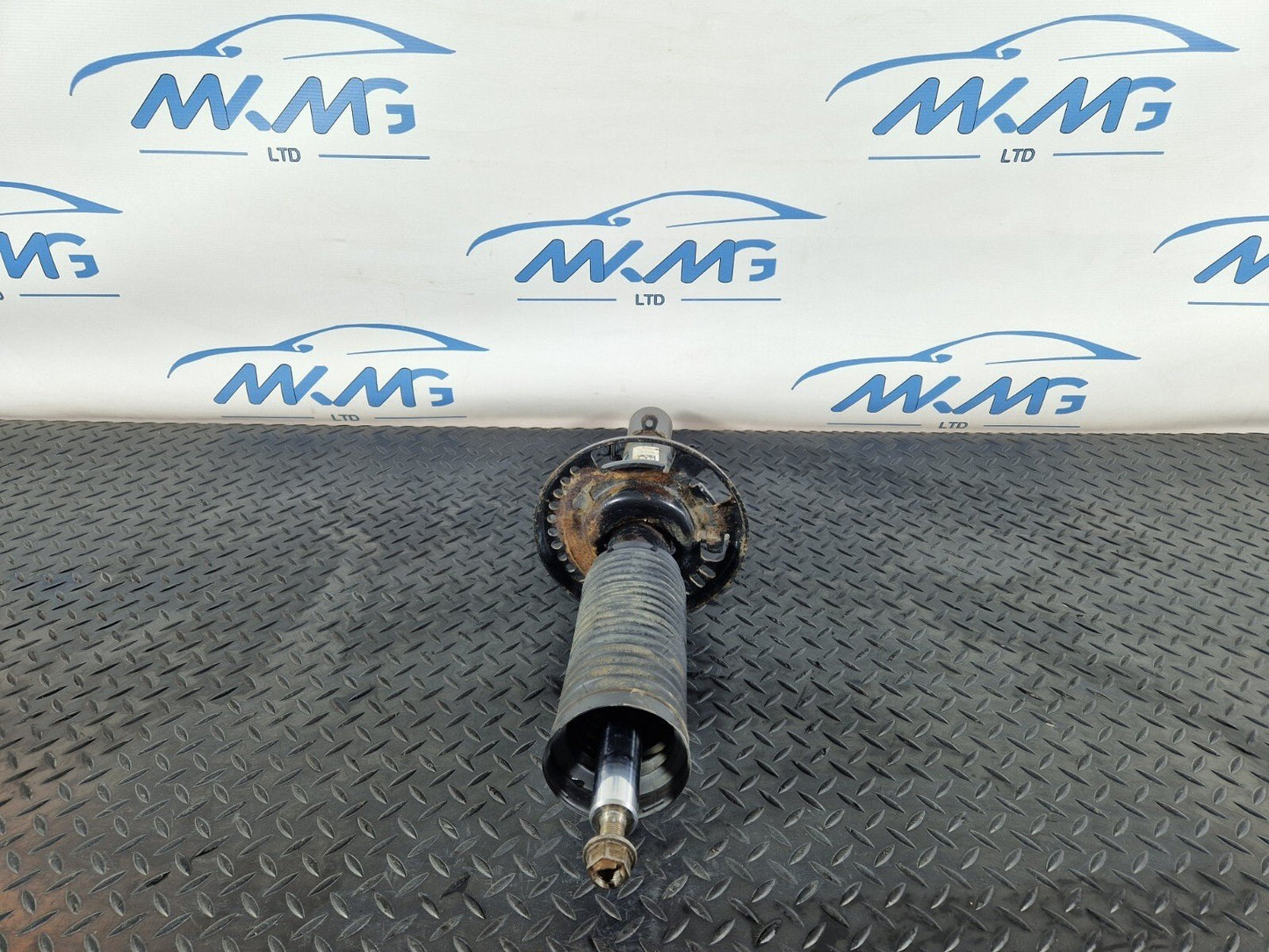 18-ON MERCEDES SPRINTER W910 SHOCK ABSORBER FRONT FITS BOTH SIDES A9103208600