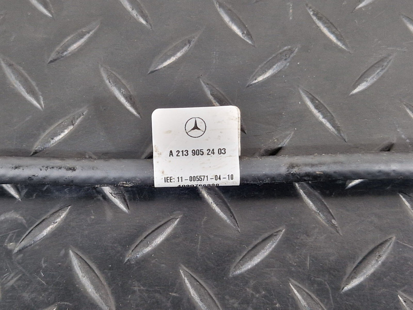19-ON MERCEDES BENZ B CLASS W247 REAR TAILGATE BOOT SENSOR A2139052403