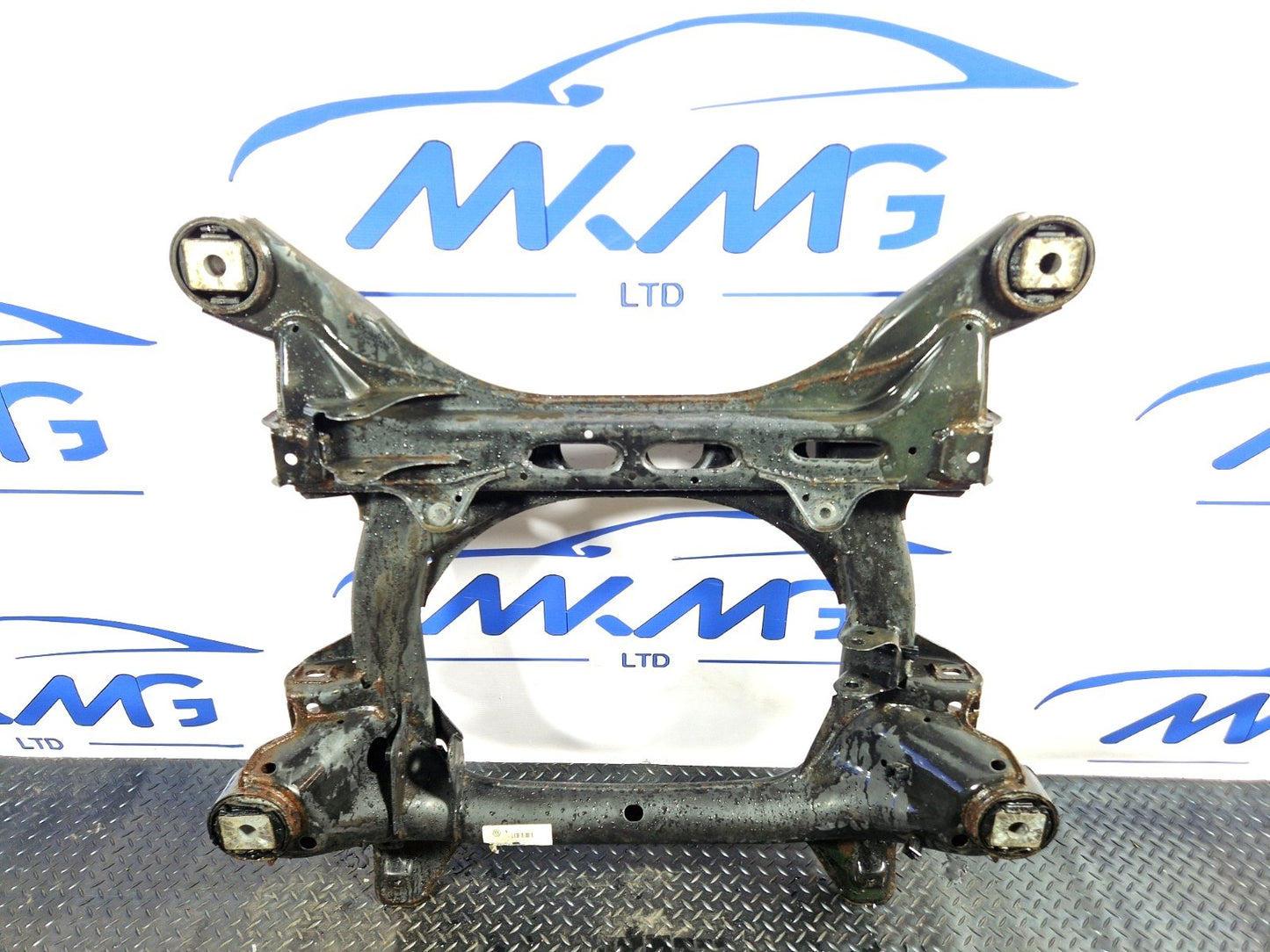 10-18 VW TOUAREG 7P 3.0 DIESEL CRCA FRONT SUSPENSION SUBFRAME 7P0400025