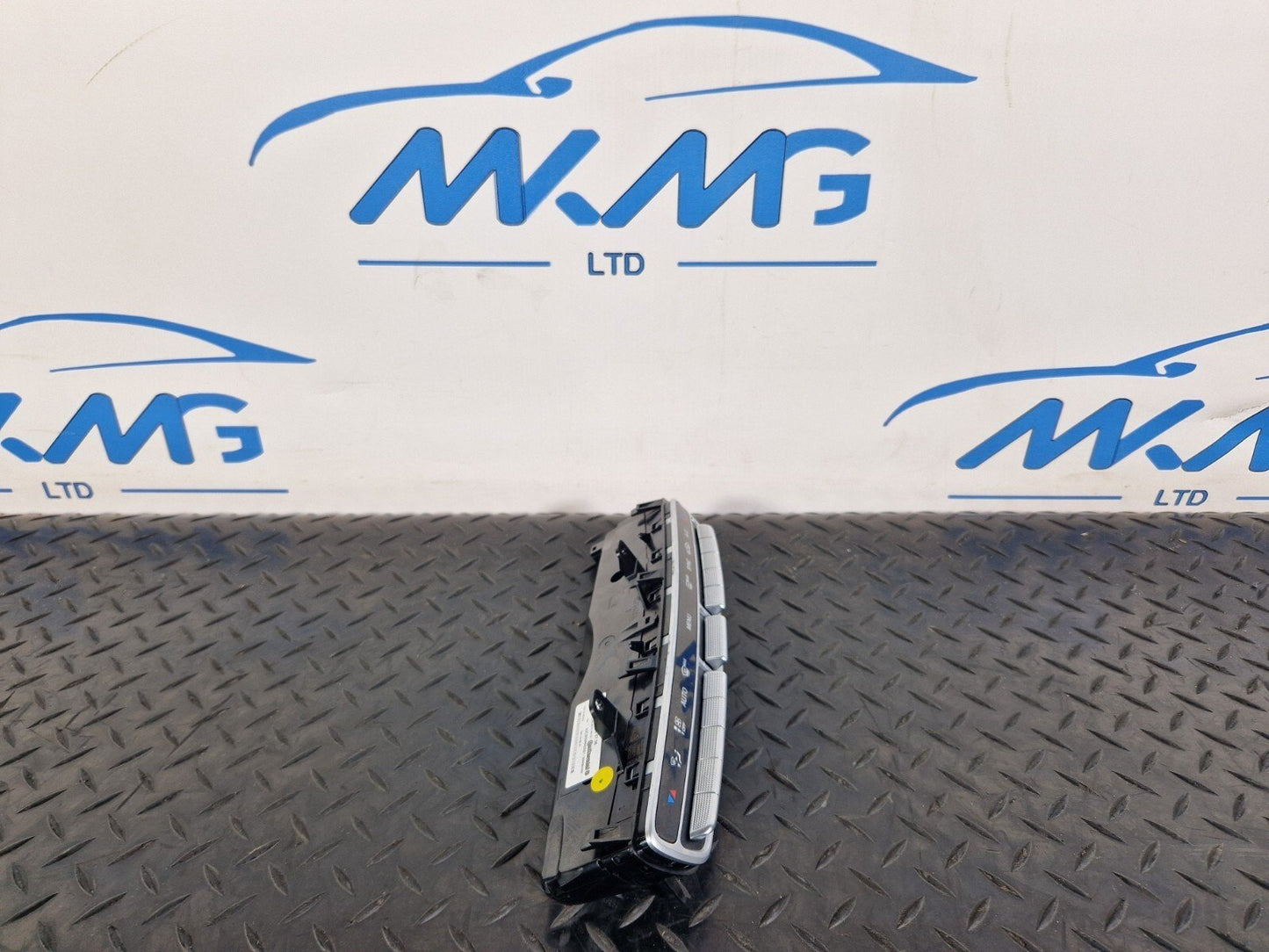 14-21 MERCEDES BENZ C300h W205 A/C HEATER CLIMATE CONTROL PANEL A2059054706