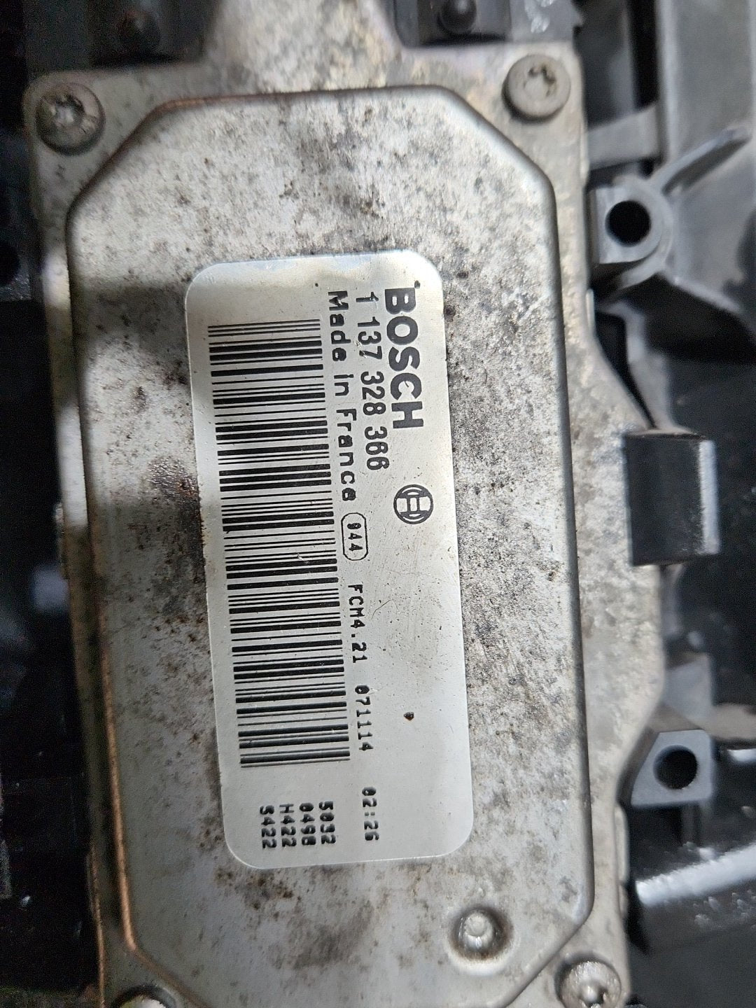 Volvo S40 MK2 (MS) Saloon Genuine Radiator Fan & Cowling 3M5H-8C607-RH