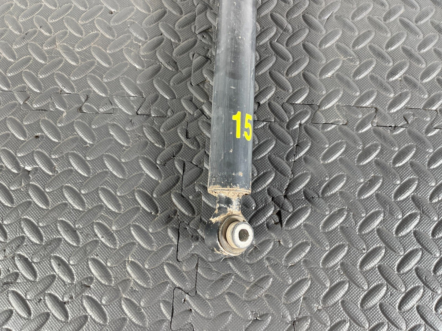 12-18 MERCEDES A B CLA-W176 W246 C117 GENUINE REAR SHOCK ABSORBER A1763201531