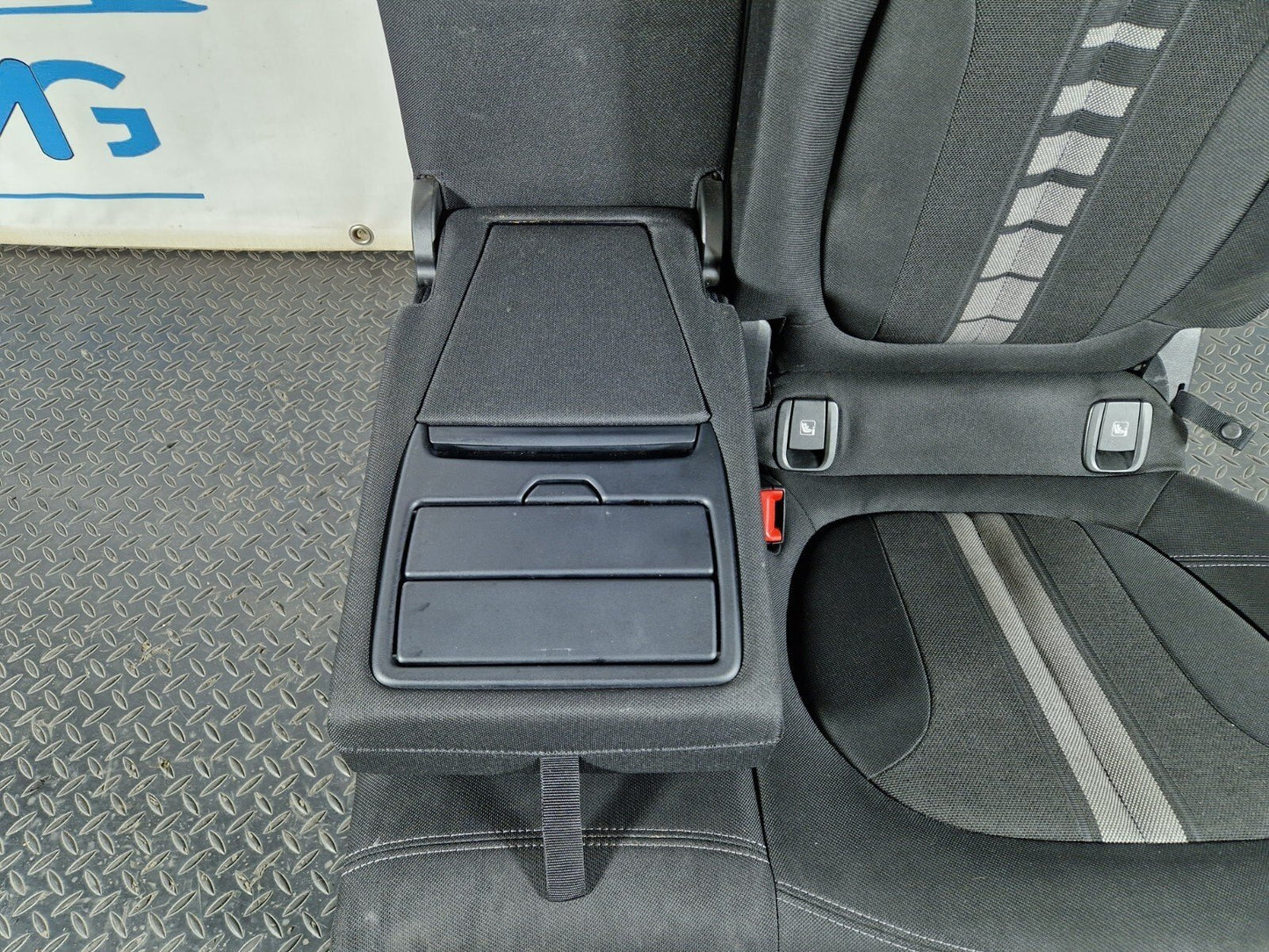 16-22 BMW X1 F48 GENUINE OEM REAR LEFT N/S PASSENGER SIDE CLOTH FABRIC SEAT