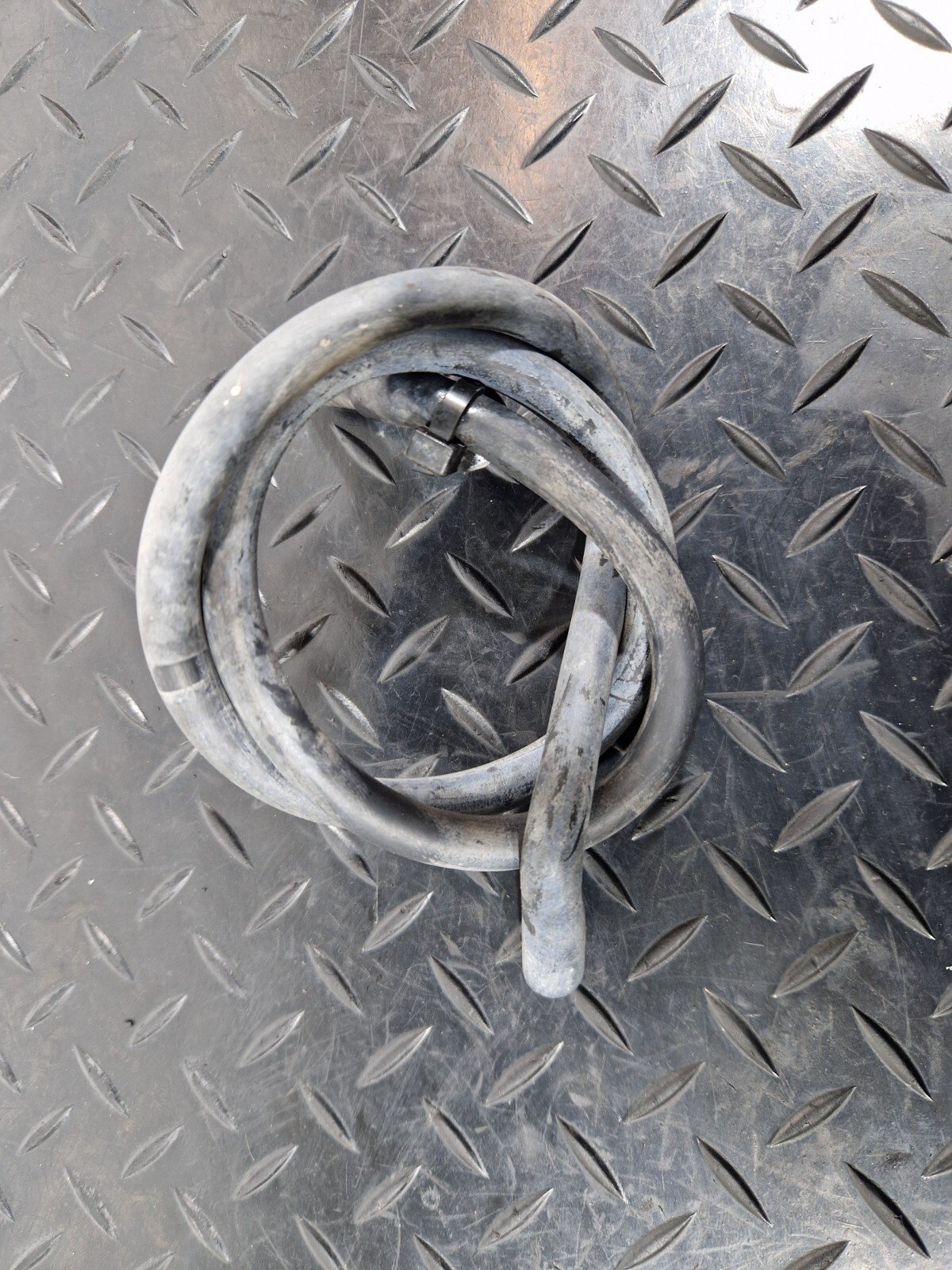 16-23 AUDI S5 COUPE GENUINE RIGHT SIDE HEADLIGHT WASHER HOSE 8W0941718A