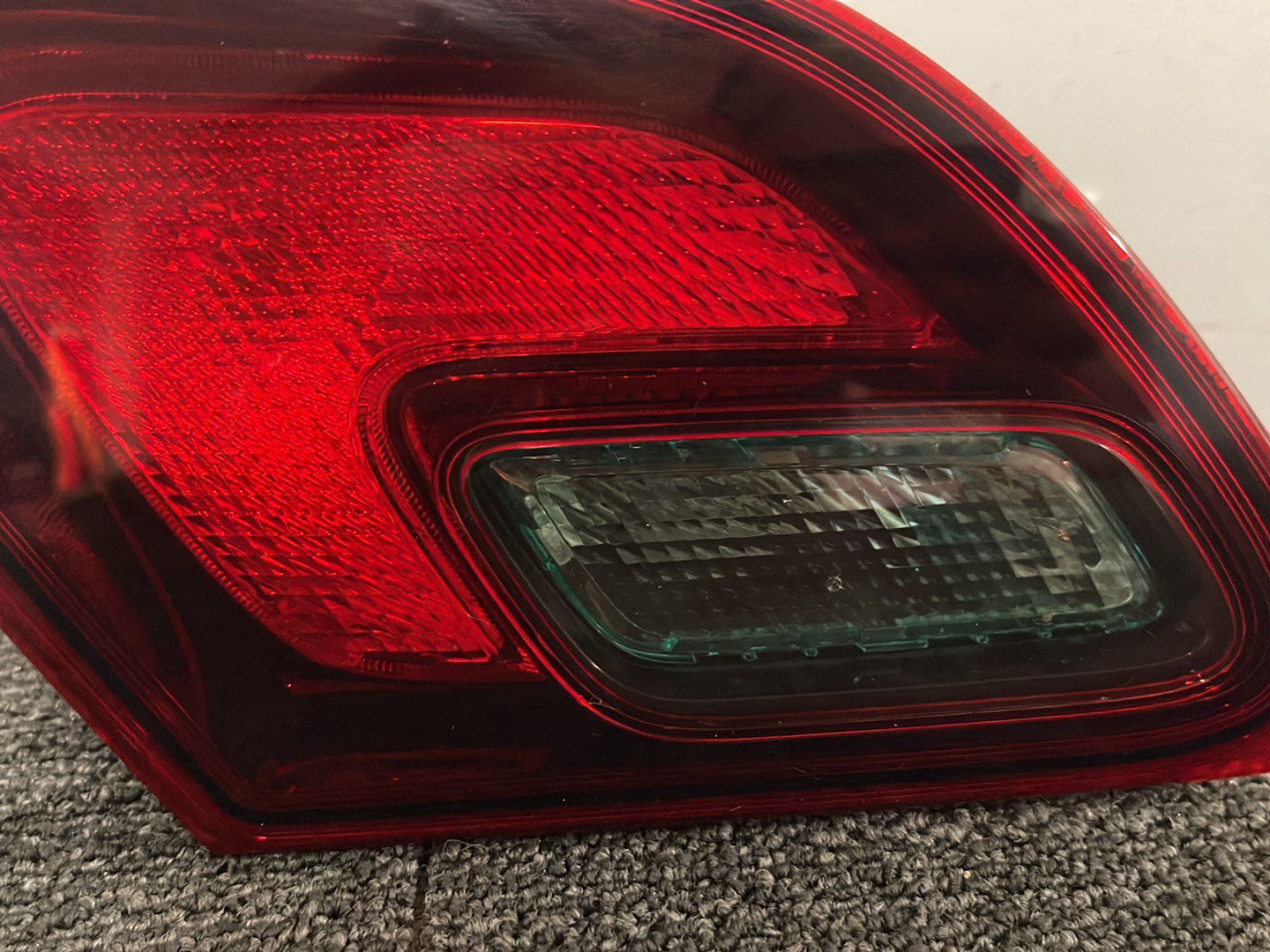 2010 Vauxhall Astra MK3 (D) (61VO) Genuine Rear Left Passenger Inner Tail Light
