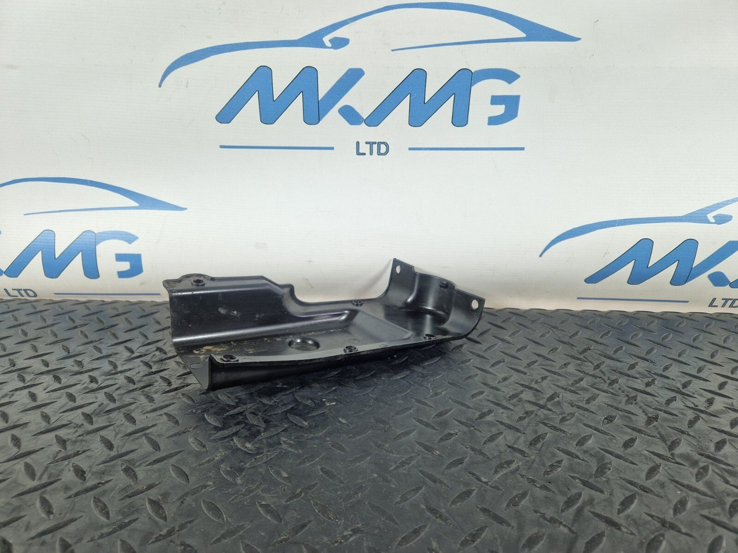 10-15 AUDI Q7 4L GENUINE OTHER BODY PART 4L0821943